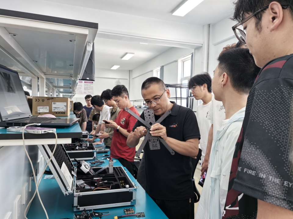 微信图片_20260630203125_416_280.jpg 微信图片_20260630203125_416_280.jpg